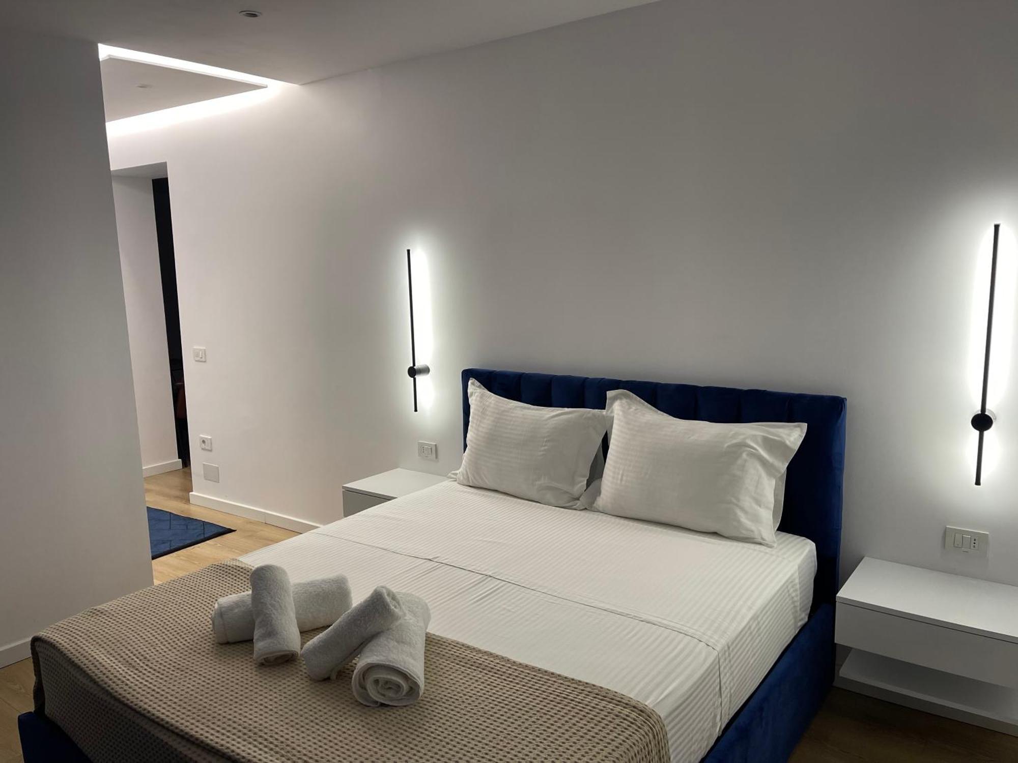 Am Luxury Apartment Tirana Exterior foto
